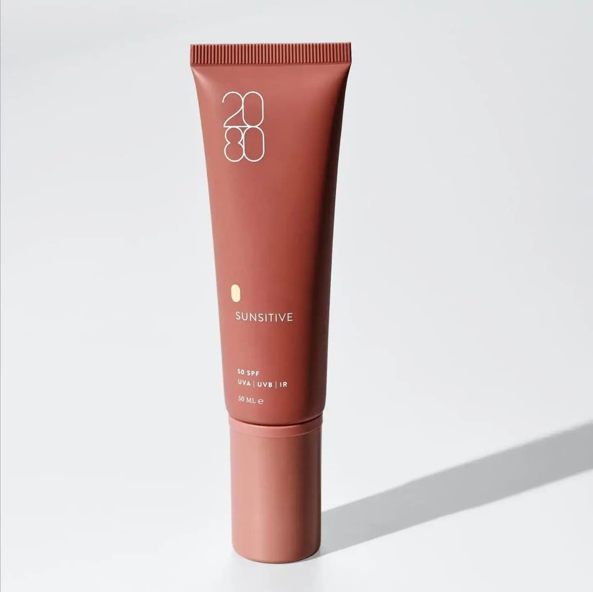 SUNSITIVE סנסטיב - הגנה SPF 50 במרקם קליל, 2080 Skincare